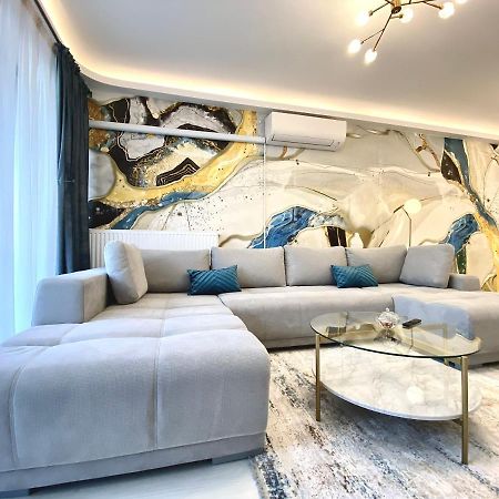 Coquette Apartment Braszów Zewnętrze zdjęcie
